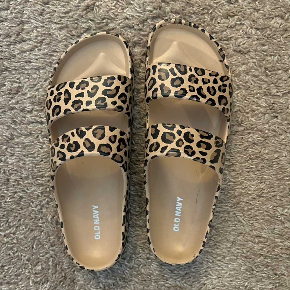 old navy cheetah rubber slides